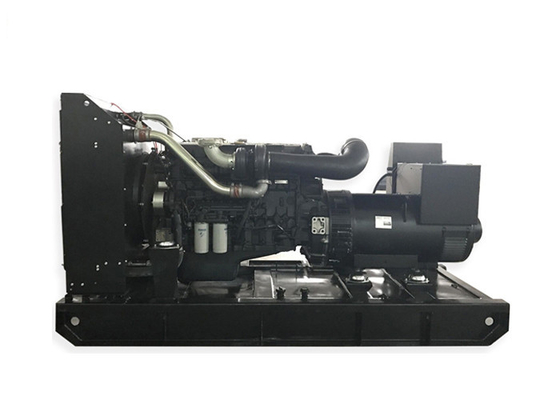 Jenis Terbuka Konsumsi Bahan Bakar Rendah Iveco Diesel Generator 200kw Dengan Mesin Italia