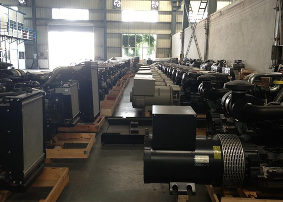 300KVA FPT Diesel Generator Dengan Stamford / Mecc Alternator Real Estate Penggunaan